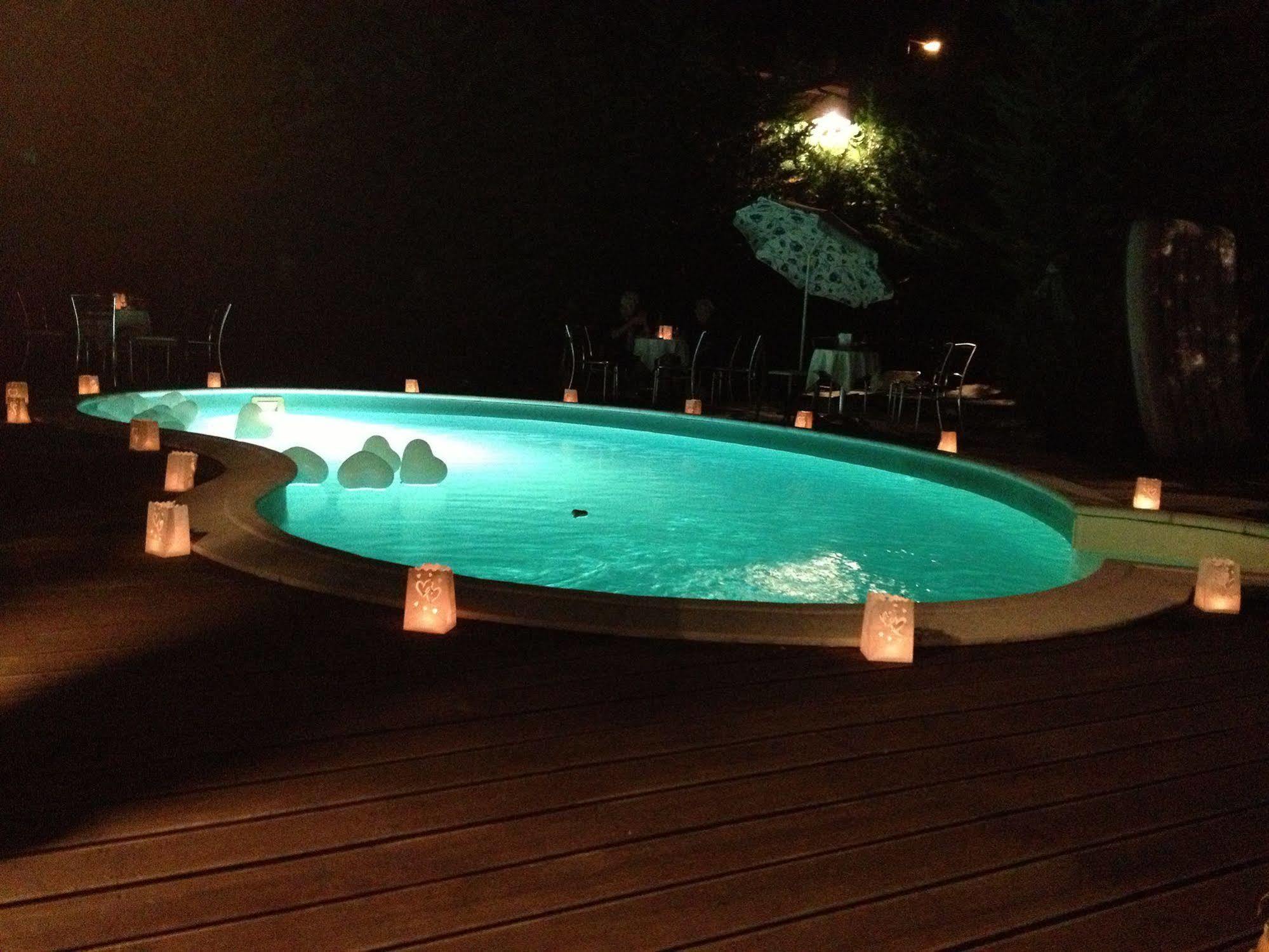 Hotel Villa Cinzia Вилланова-Мондови Экстерьер фото